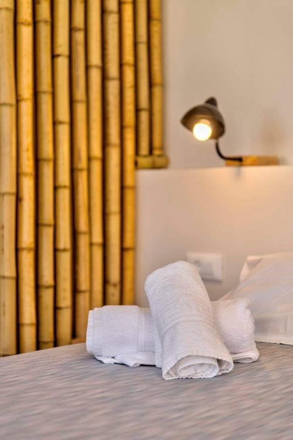 Guesthouse ERI Kini Extérieur photo